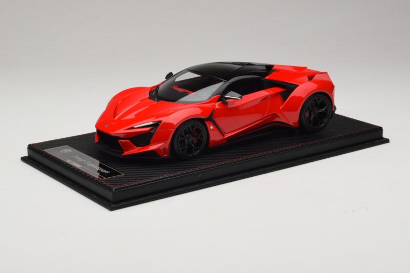 W Motors Fenyr Supersport Červený SophiArt 1:18 SA003-06 Živica