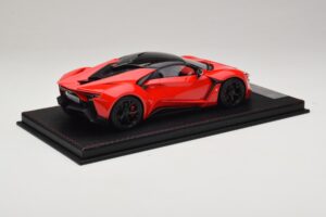W Motors Fenyr Supersport Červený SophiArt 1:18 SA003-06 Živica – obrázok 2 z 6