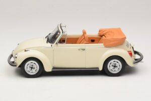 Volkswagen 1303 Kabriolet Cream White Norev 1:18 188535 Kov – obrázok 3 z 6