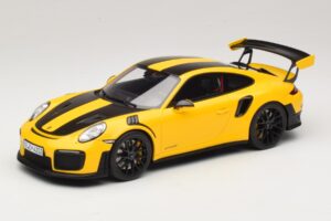 Porsche 911 GT2 RS 991.2 Nurburgring Lap Record Žltý GT Spirit 1:18 Porsche 911 GT2 RS 991.2 Nurburgring Lap Record Žltý GT Spirit 1:18 GT972 Živica