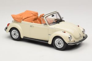 Volkswagen 1303 Kabriolet Cream White Norev 1:18 188535 Kov – obrázok 4 z 6