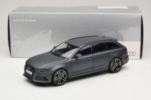 Audi RS6 C7 Avant Daytona Grey Minichamps 1:18 5011216225 Kov – obrázok 8 z 8