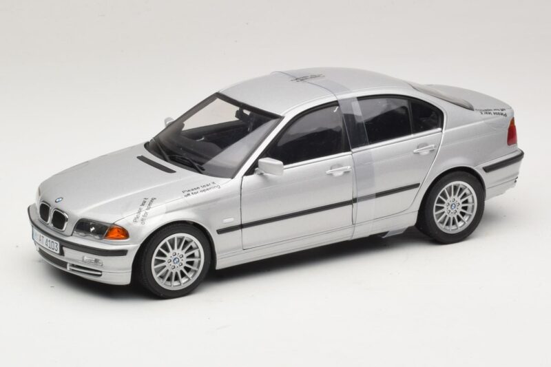 BMW 3-Series E46 6-Cylinder Strieborný UT Models 1:18 20512 Kov