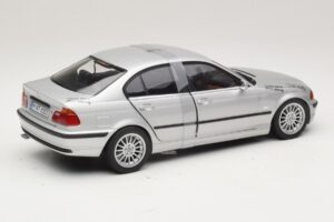 BMW 3-Series E46 6-Cylinder Strieborný UT Models 1:18 20512 Kov – obrázok 2 z 6