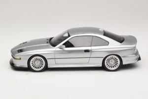 BMW 858 CSL Reyn Speed Shop Strieborný Otto 1:18 OT1173 Živica – obrázok 3 z 6