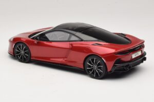 McLaren GTS Červený GT Spirit 1:18 GT971 Živica – obrázok 5 z 6