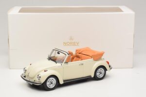 Volkswagen 1303 Kabriolet Cream White Norev 1:18 188535 Kov – obrázok 6 z 6