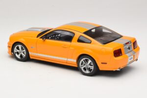 Ford Mustang GT S197 Grabber Orange Metallic AUTOart 1:18 73117-A1 Kov – obrázok 7 z 8