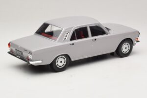 GAZ Volga GAZ-24-10 Šedý MCG 1:18 MCG18016 Kov – obrázok 2 z 6