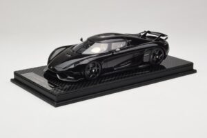 Koenigsegg Regera Čierny Karbónový Balíček Béžový Interiér FrontiArt 1:18 REMC042 Živica