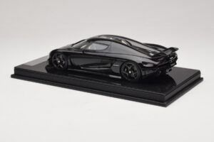 Koenigsegg Regera Čierny Karbónový Balíček Béžový Interiér FrontiArt 1:18 REMC042 Živica – obrázok 5 z 7