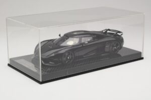 Koenigsegg Regera Čierny Karbónový Balíček Béžový Interiér FrontiArt 1:18 REMC042 Živica – obrázok 6 z 7