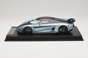 Koenigsegg Regera Modrý Karbónový Balíček FrontiArt 1:18 F079-173 Živica – obrázok 3 z 7