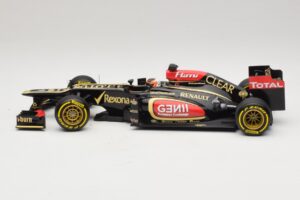 Lotus F1 Team E21 #7 K. Raikkonen Showcar 2013 Minichamps 1:18 110130077 Kov – obrázok 3 z 7