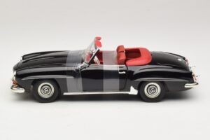 Mercedes 190 SL W121 Roadster Čierny ERTL 1:18 7464 Kov – obrázok 3 z 6