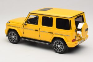Mercedes G-Class W465 Sun Yellow Norev 1:18 183038 Kov – obrázok 5 z 6