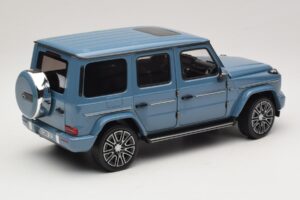 Mercedes G-Class W465 Vintage Blue Norev 1:18 183034 Kov – obrázok 2 z 6