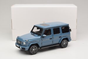 Mercedes G-Class W465 Vintage Blue Norev 1:18 183034 Kov – obrázok 6 z 6