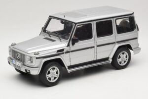 Mercedes G500 W463 LWB Dealerská Edícia Strieborný AUTOart 1:18 B66962142 Kov