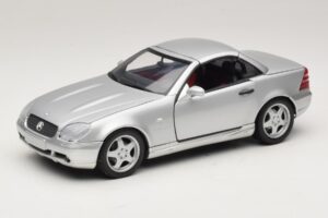 Mercedes SLK230 R170 AMG Roadster Strieborný UT Models 1:18 26152 Kov