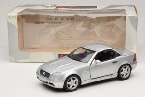 Mercedes SLK230 R170 AMG Roadster Strieborný UT Models 1:18 26152 Kov – obrázok 8 z 8