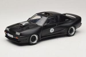 Opel Manta B Custom Matná Čierna Kenwood MCG 1:18 MCG18095 Kov