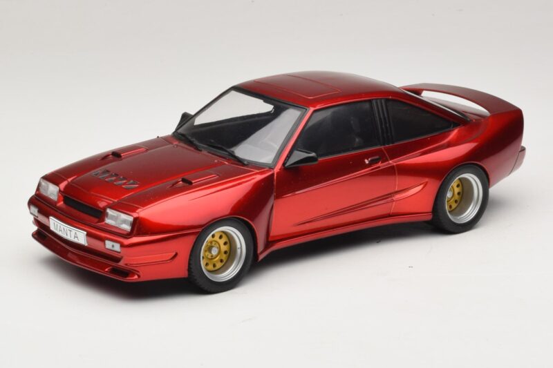 Opel Manta B Mattig Červený MCG 1:18 MCG18265 Kov