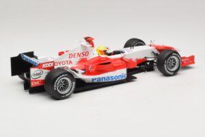 Panasonic Toyota Racing TF106 #12 R. Schumacher Presentation 2006 Minichamps 1:18 AM59553G Kov – obrázok 2 z 6