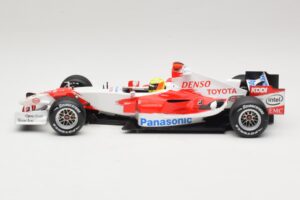 Panasonic Toyota Racing TF106 #12 R. Schumacher Presentation 2006 Minichamps 1:18 AM59553G Kov – obrázok 3 z 6