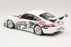 Porsche 911 996 GT3 RSR Biely 2005 Minichamps 1:18 WAP02160215 Kov – obrázok 7 z 8