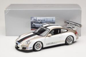 Porsche 911 997 GT3 Cup Biely S Pruhmi 2008 Minichamps 1:18 WAP0210130C Kov – obrázok 8 z 8