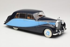 Rolls-Royce Silver Wraith Empress by Hooper Čierny & Tmavomodrý MCG 1:18 MCG18051 Kov – obrázok 4 z 6
