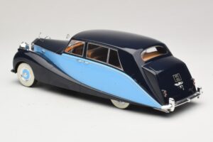 Rolls-Royce Silver Wraith Empress by Hooper Čierny & Tmavomodrý MCG 1:18 MCG18051 Kov – obrázok 5 z 6