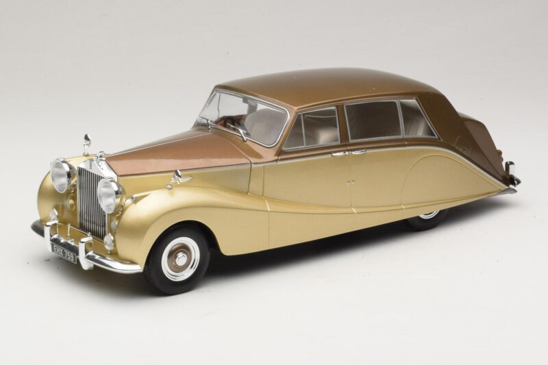 Rolls-Royce Silver Wraith Empress by Hooper Hnedý & Zlatý MCG 1:18 MCG18000 Kov