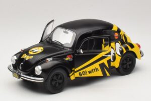 Volkswagen Beetle 1303 Go with Moon Solido 1:18 S1800519 Kov – obrázok 2 z 8