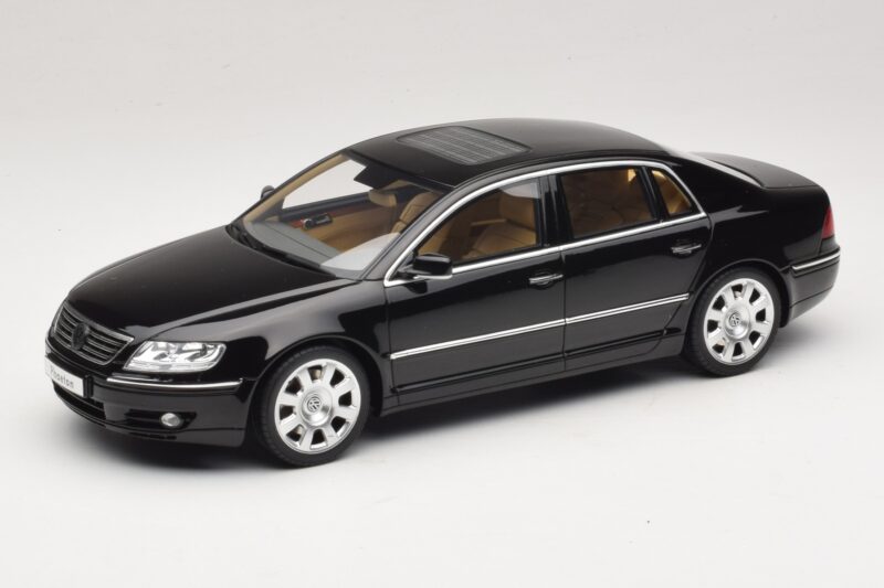 Volkswagen Phaeton 3D 6.0 W12 Čierny Otto 1:18 Volkswagen Phaeton 3D 6.0 W12 Čierny Otto 1:18 OT1266 Živica
