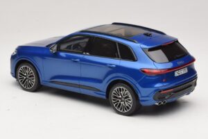 Audi SQ5 FY TFSI Ultra Modrý Otto 1:18 OT1281 Živica – obrázok 5 z 6