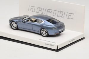 Aston Martin Rapide Modrá Metalíza Minichamps 1:43 437137903 Kov – obrázok 3 z 5