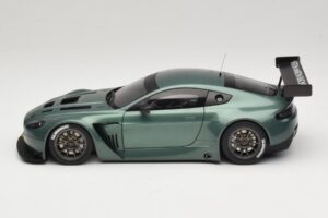 Aston Martin V12 Vantage GT3 Zelený AUTOart 1:18 81306 Kov – obrázok 3 z 6