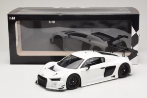 Audi R8 LMS Ultra Biely 2015 Minichamps 1:18 153151100 Kov – obrázok 6 z 6