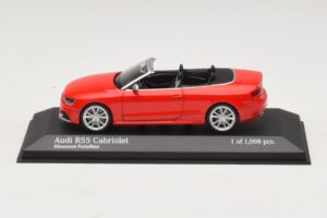 Audi RS5 B8 Kabriolet Červený Minichamps 1:43 410011230 Kov