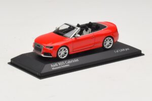 Audi RS5 B8 Kabriolet Červený Minichamps 1:43 410011230 Kov – obrázok 2 z 4