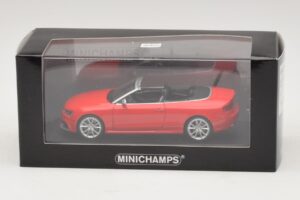 Audi RS5 B8 Kabriolet Červený Minichamps 1:43 410011230 Kov – obrázok 4 z 4