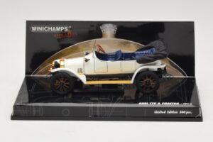 Audi Typ A Phaeton Biely Modrý Minichamps 1:43 437019032 Kov