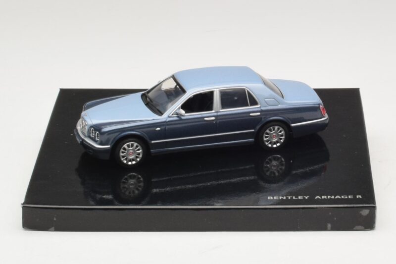 Bentley Arnage R Fountain Meteor Minichamps 1:43 Bentley Arnage R Fountain Meteor Minichamps 1:43 BL385 Kov