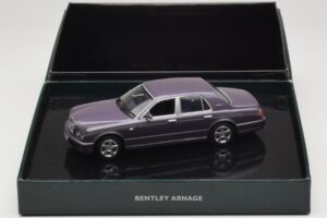 Bentley Arnage T Grey Violet Minichamps 1:43 BL384 Kov – obrázok 4 z 4
