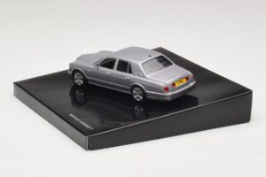 Bentley Arnage T Silver Tempest Minichamps 1:43 BL326 Kov – obrázok 3 z 4