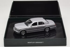 Bentley Arnage T Silver Tempest Minichamps 1:43 BL326 Kov – obrázok 4 z 4