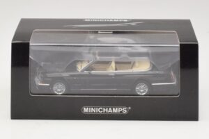 Bentley Azure Čierna Minichamps 1:43 436139930 Kov – obrázok 4 z 4