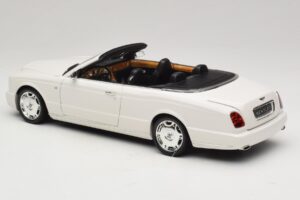 Bentley Azure Glacier White Náhradná Škatuľa Minichamps 1:18 100139502-R1 Kov – obrázok 7 z 8